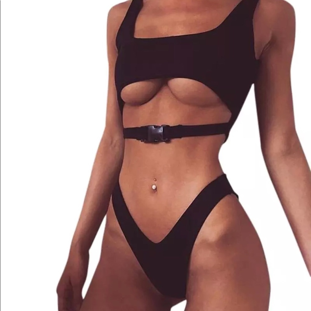 Black swimming suit